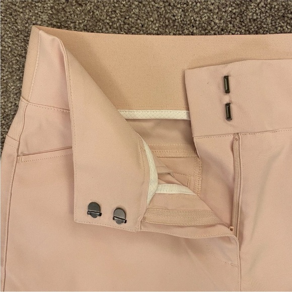 Puma Women’s  Bermuda Length Stretch Sun Protection Zip Packets Size XXS NWT $65 - Picture 5 of 16